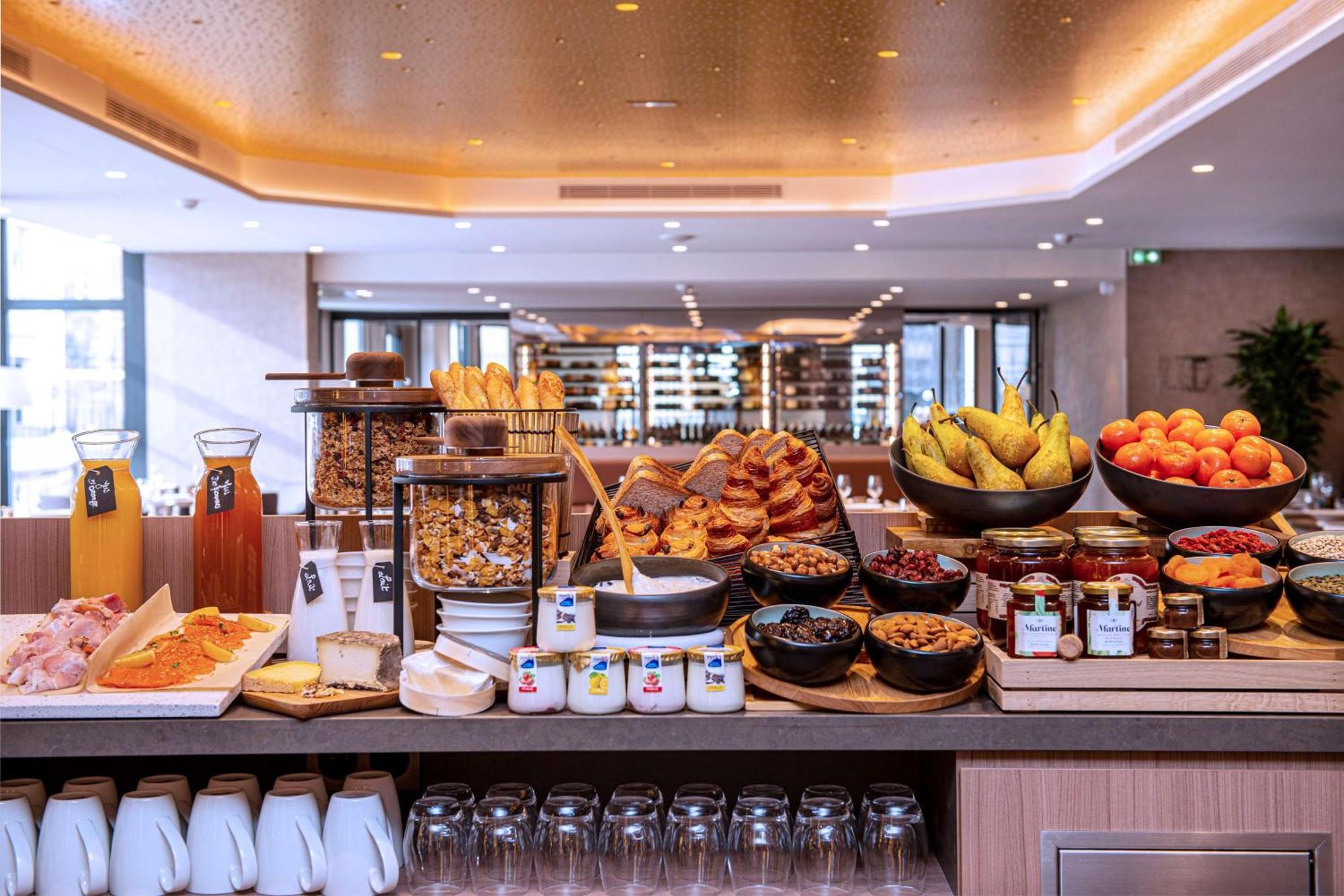 Radisson Blu Hotel, Rouen Centre Экстерьер фото