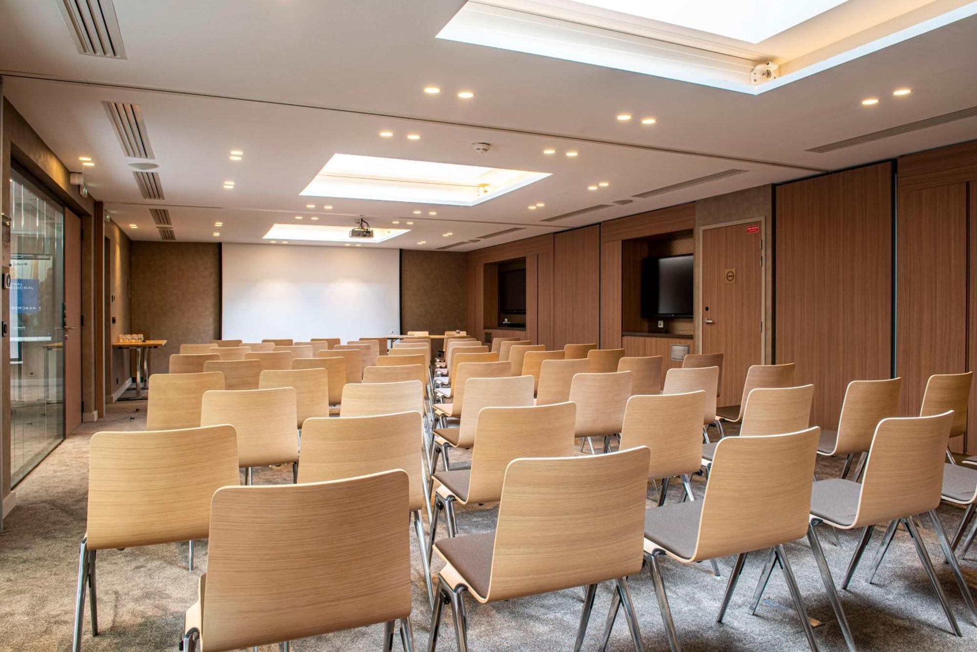 Radisson Blu Hotel, Rouen Centre Экстерьер фото